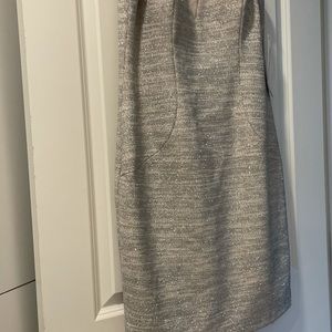 Beautiful dress, fits perfect no one tear, stain